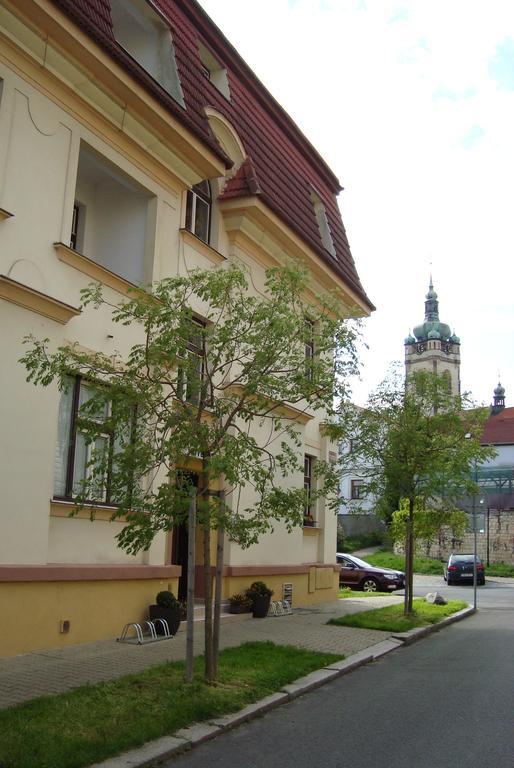 Hotel Jaro Мельник Экстерьер фото