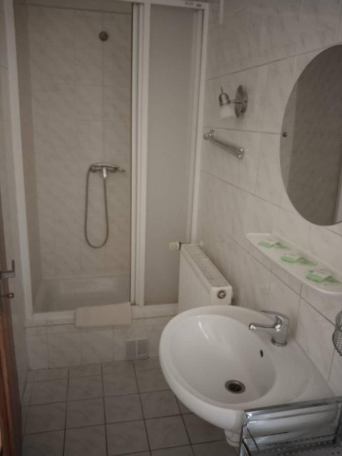 Hotel Jaro Мельник Экстерьер фото